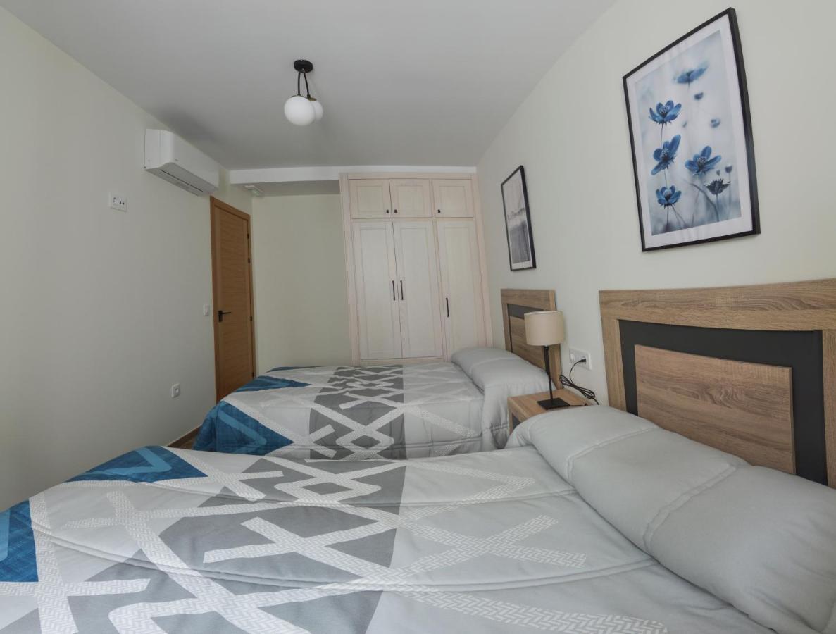 Apartamentos Turísticos Hornillo Caces Exterior foto